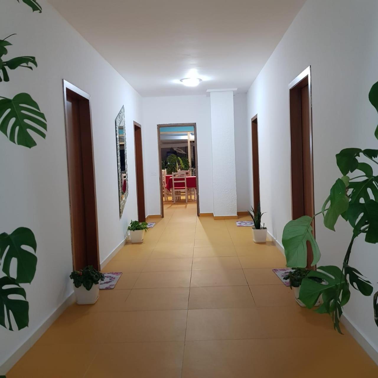 Hotel Restorant Genti Peshkatari Orikum Buitenkant foto