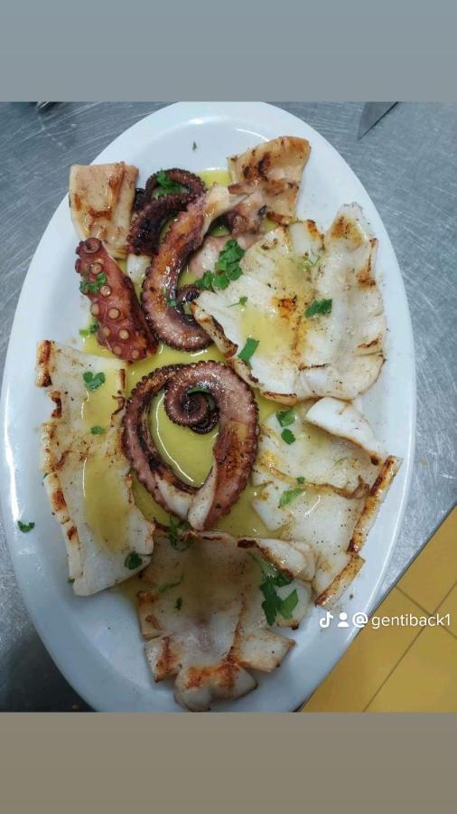 Hotel Restorant Genti Peshkatari Orikum Buitenkant foto